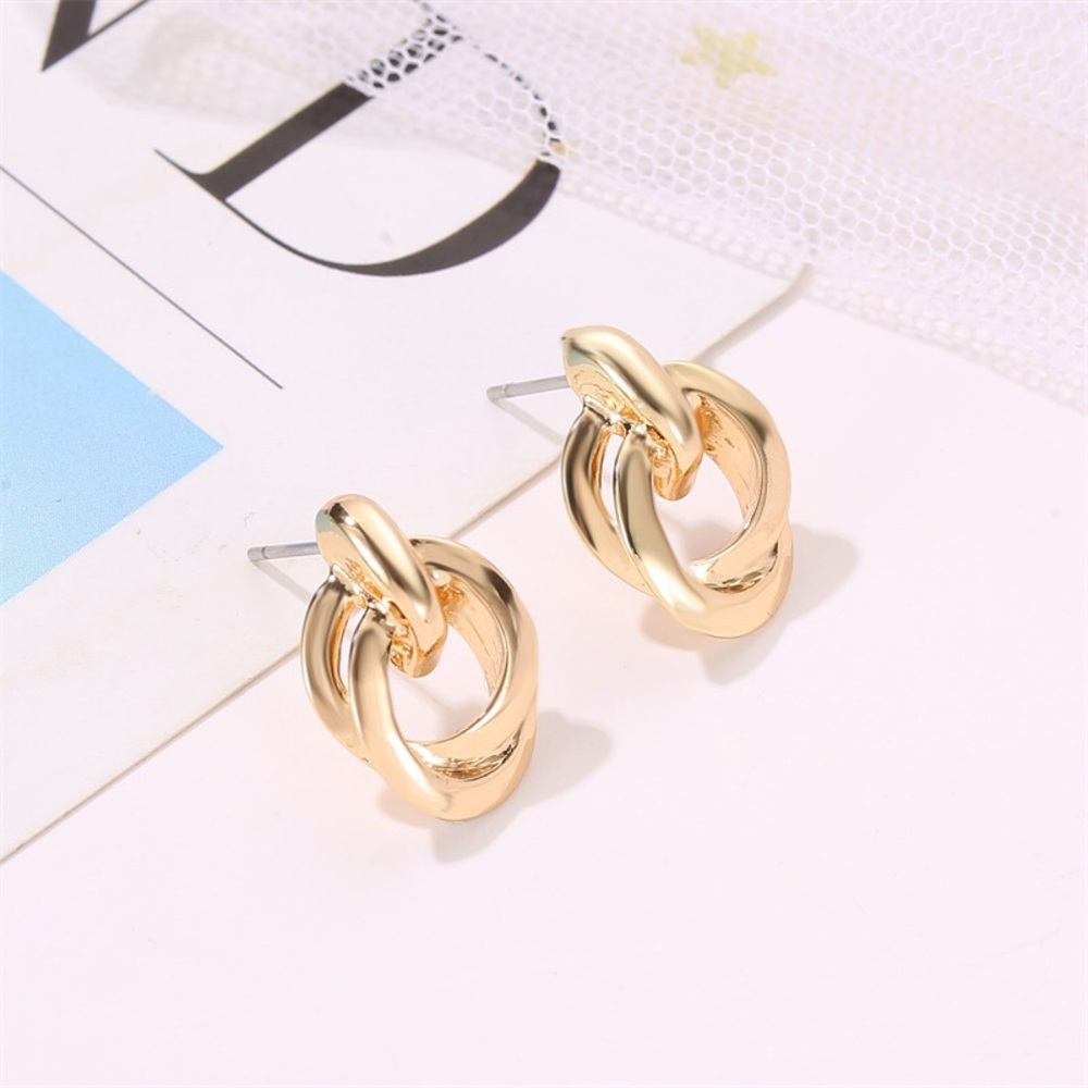 Classic Gold Earring